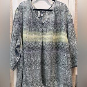 Catherine’s Women's Gray Boho Patterned Top